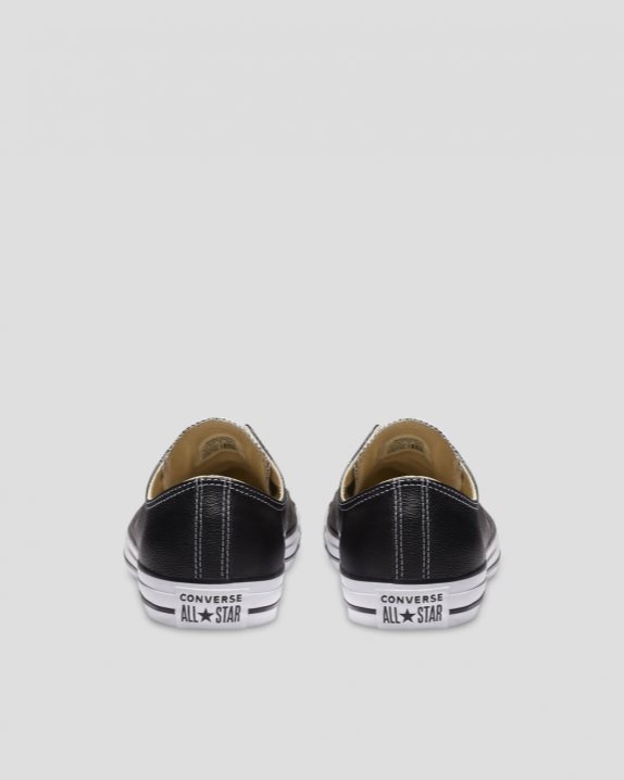 Unisex Converse Chuck Taylor All Star Leather Low Top Black