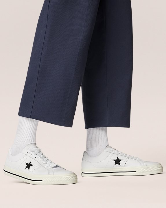 Unisex Converse One Star Pro Leather Low Top White